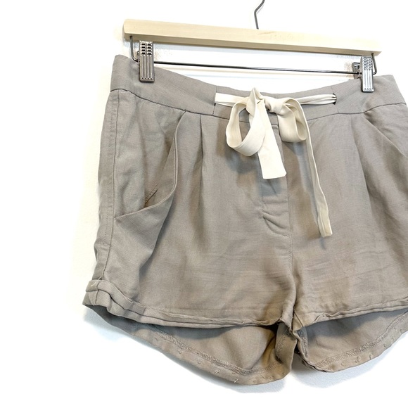 Aritzia | Wilfred | Allegra Grey Linen Blend Shorts Size 4 - Picture 2 of 12